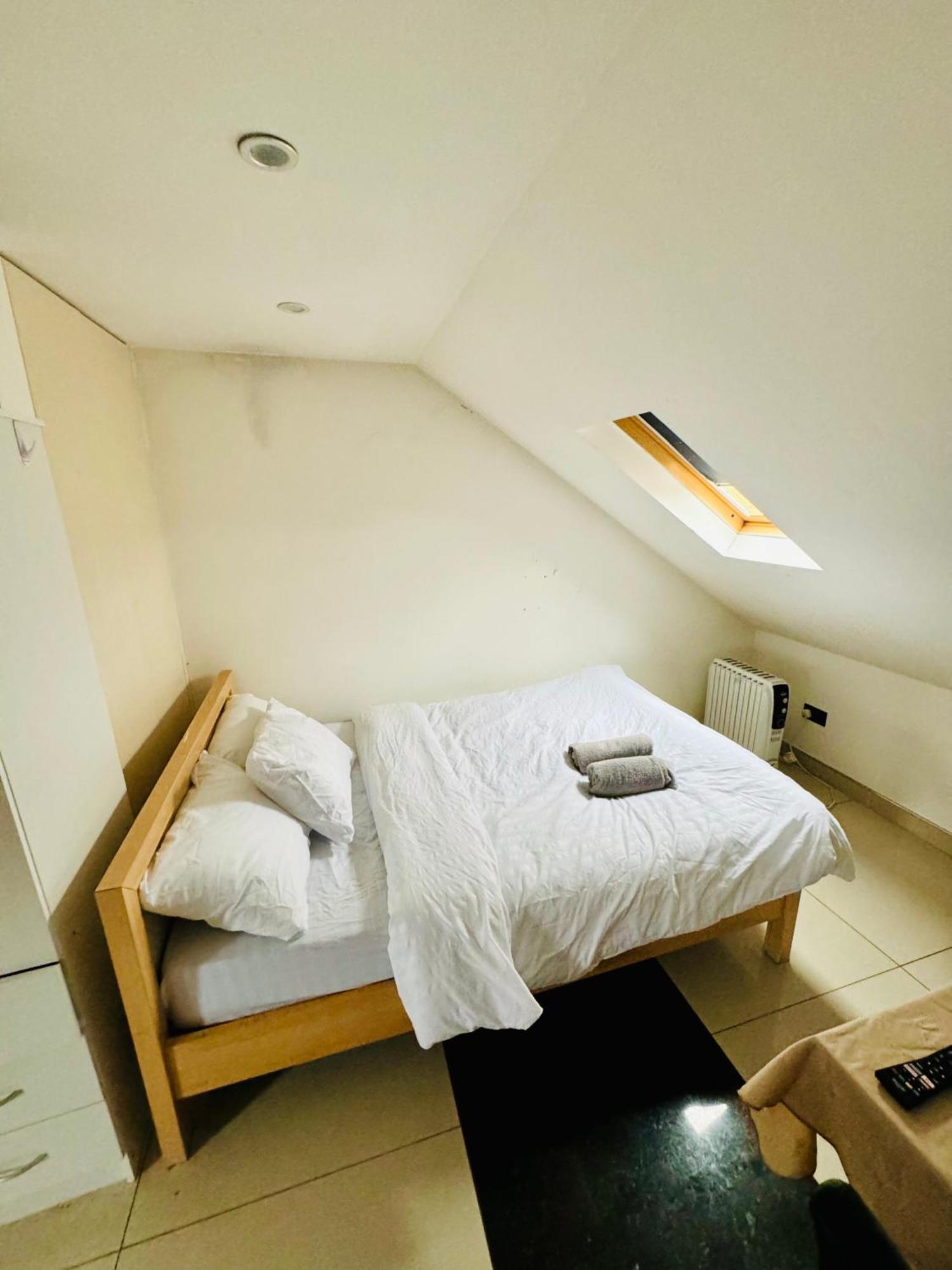 The Great Falcon Accommodation 런던 외부 사진